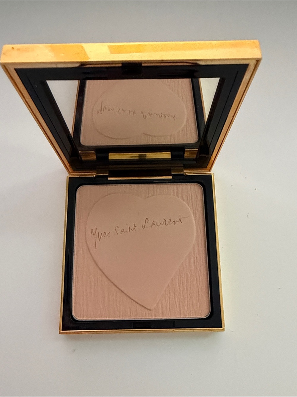 Yves Saint Laurent Poudre Compacte Pressed Powder
